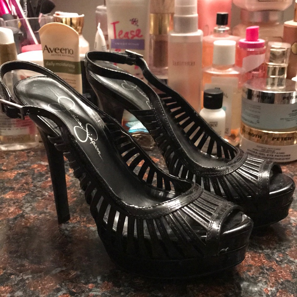 Jessica Simpson patent leather heels